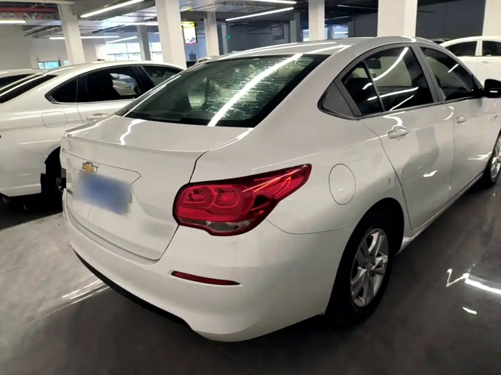 Chevrolet Cavalier — миниатюра 7