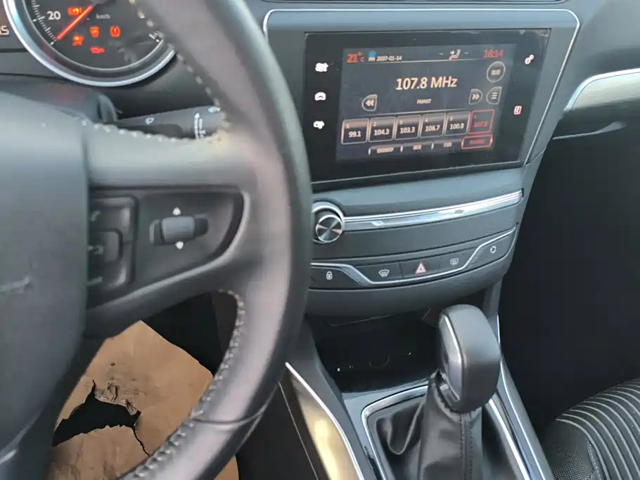 Peugeot 408 — миниатюра 13
