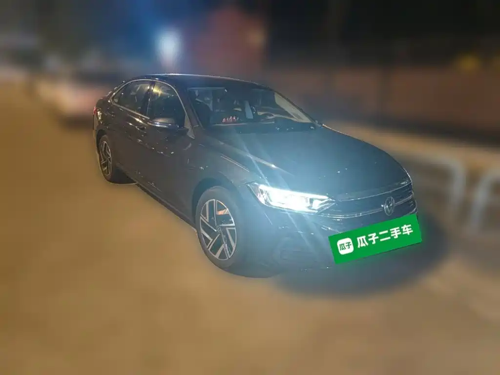 Volkswagen Sagitar — миниатюра 3