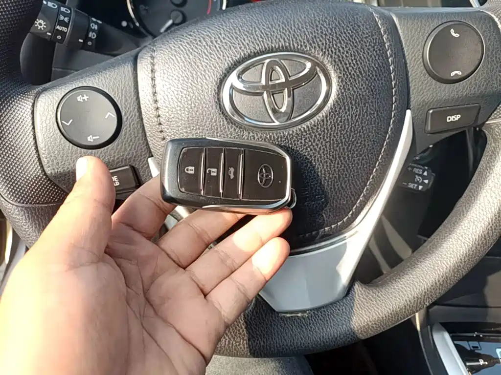 Toyota Corolla — миниатюра 9