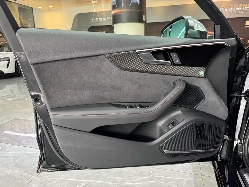 Audi S4 — миниатюра 16