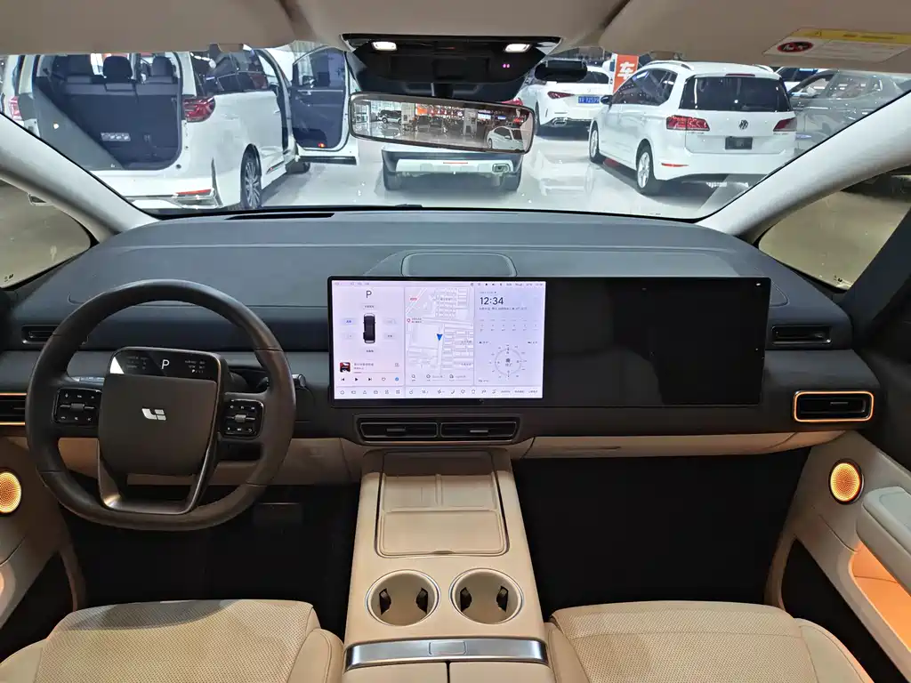 Li Auto MEGA 2024 Ultra