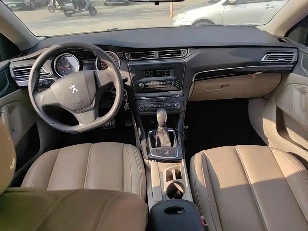 Peugeot 408 — миниатюра 10