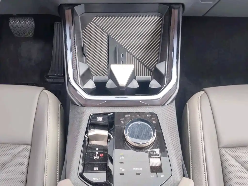 BMW X3 — миниатюра 10