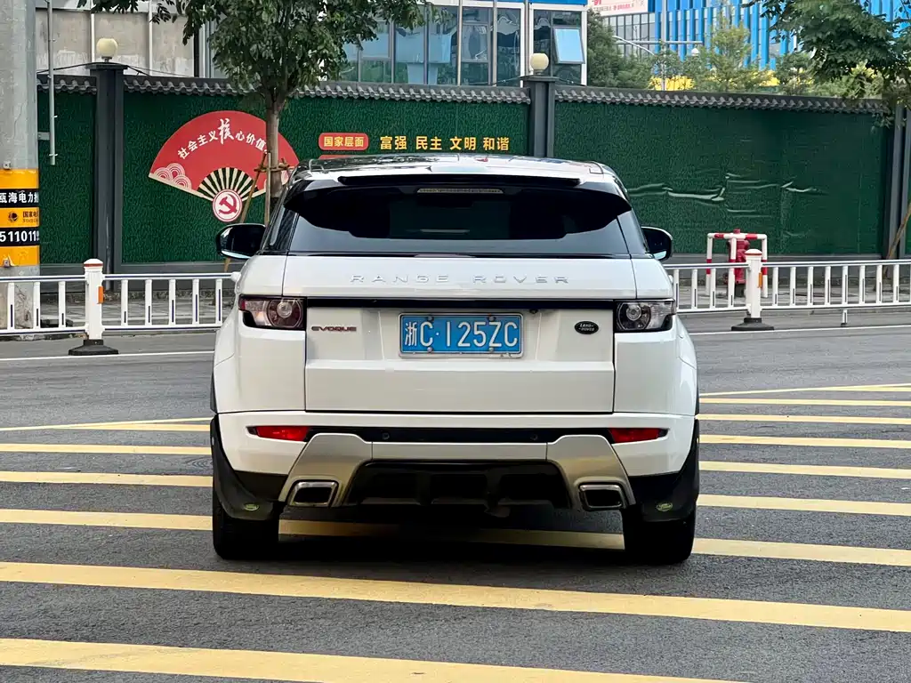 Land Rover Evoque (Import) — миниатюра 6