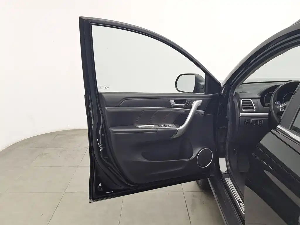 Haval M6 — миниатюра 8