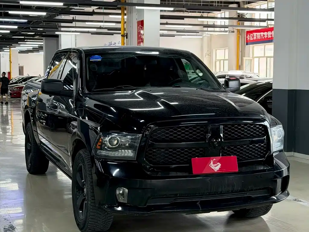 Ram Trucks 2010 5.7L 2500 HEMI