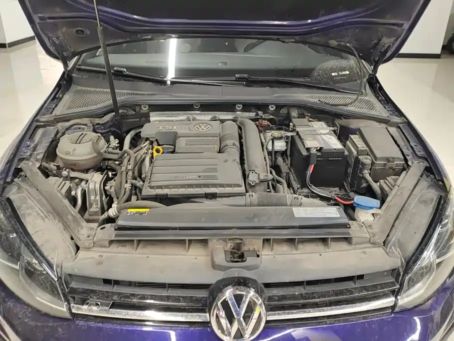 Volkswagen Golf — миниатюра 10