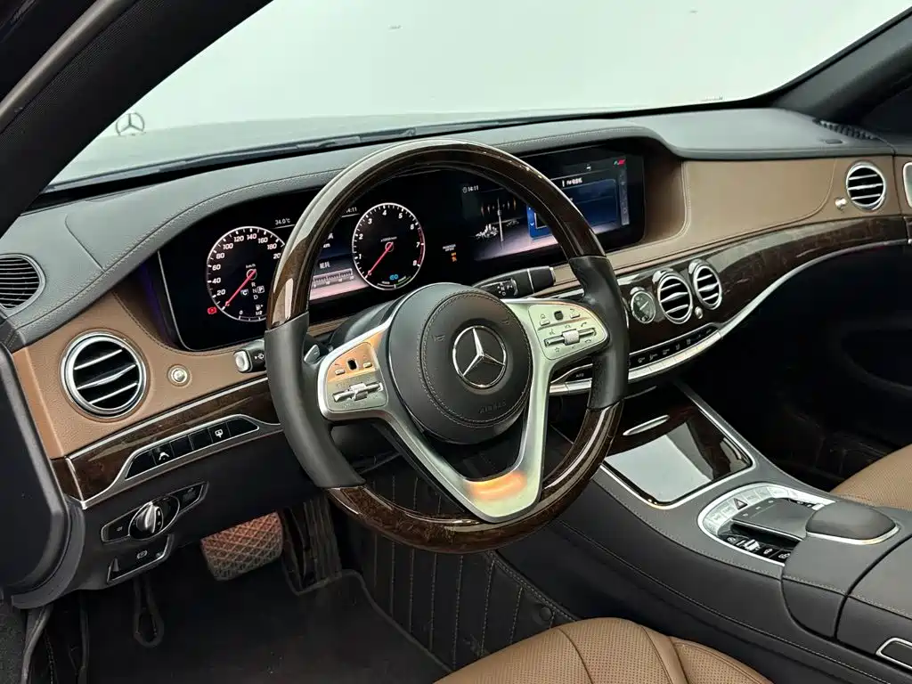 Mercedes-Benz S-Class — миниатюра 10