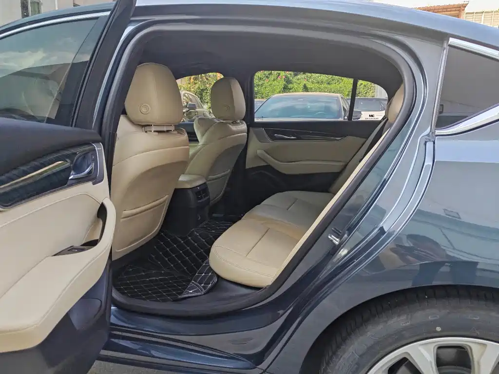 Cadillac CT5 — миниатюра 9