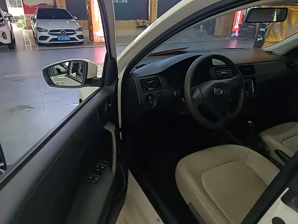 Volkswagen Santana — миниатюра 16