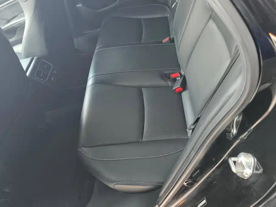 Honda Accord — миниатюра 11