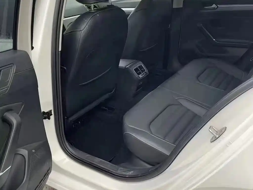 Volkswagen Lamando 2021 280TSI DSG Comfort