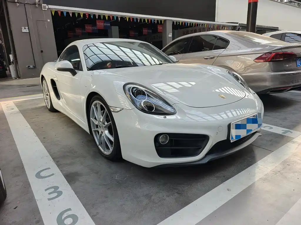 Porsche Cayman 2015 Cayman Style Edition 2.7L