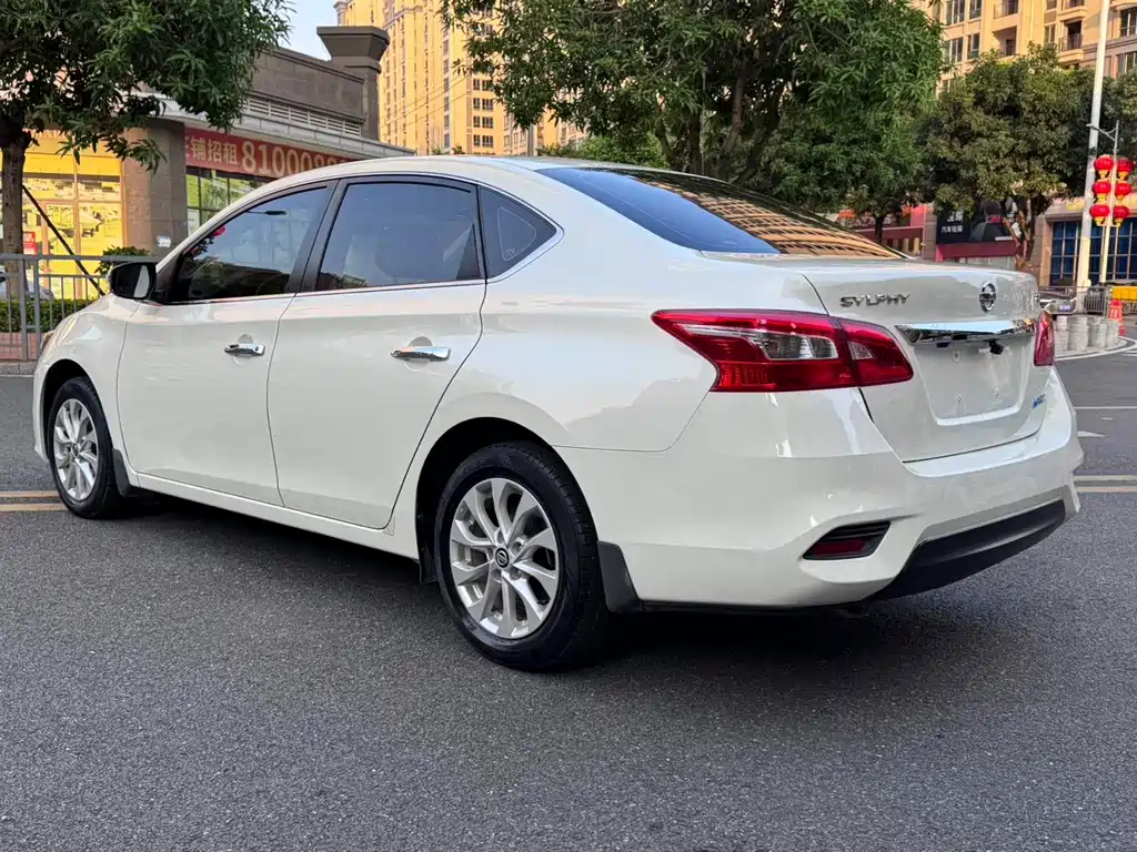 Nissan Sylphy — миниатюра 2