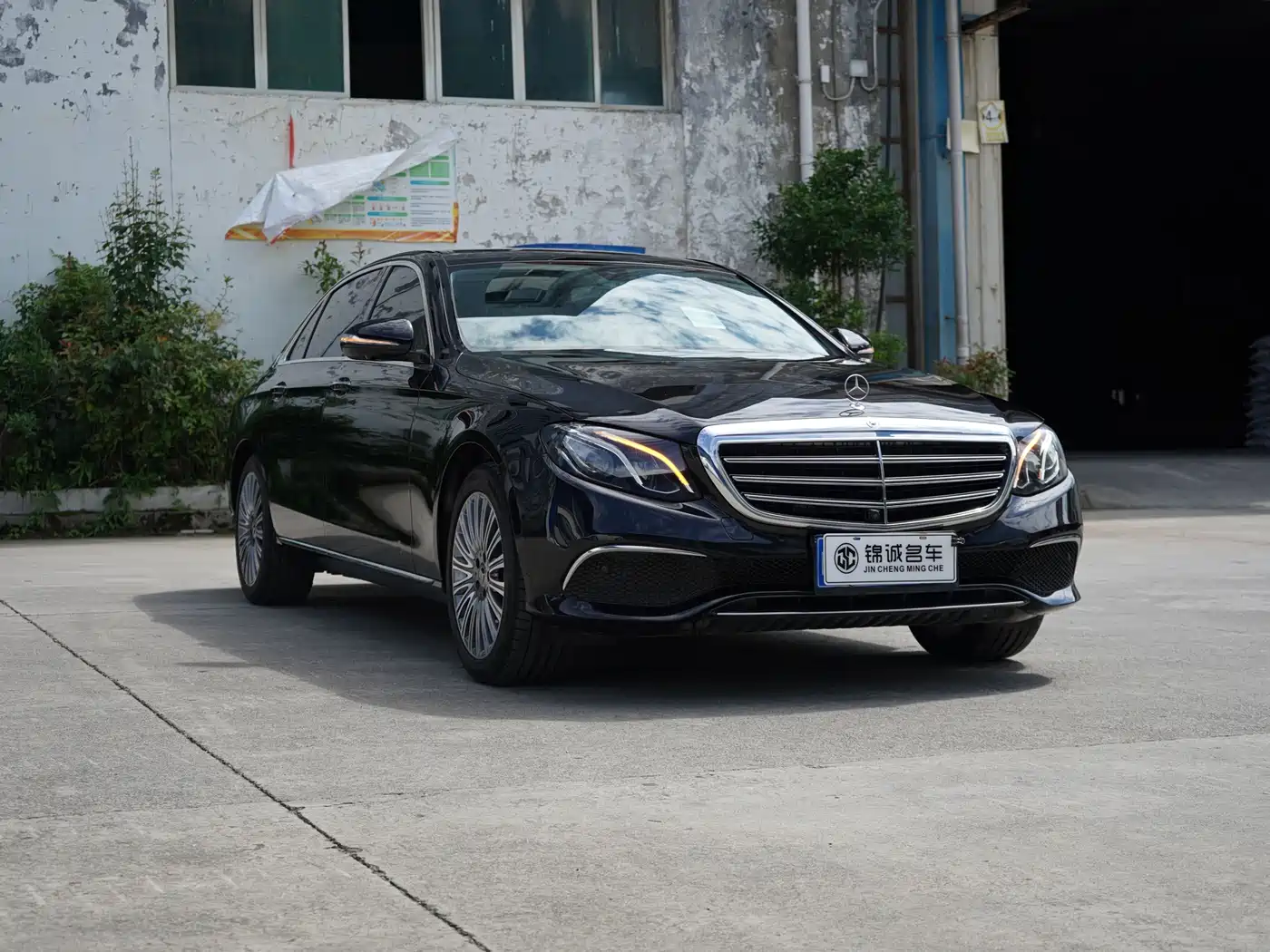 Mercedes-Benz E-Class