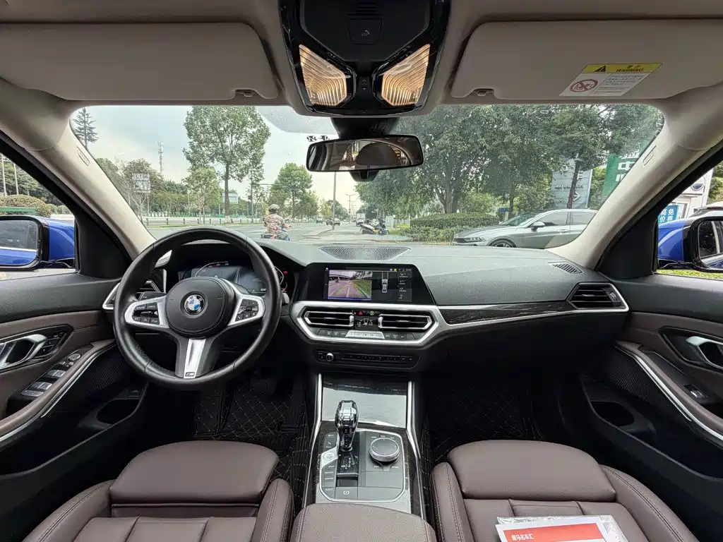 BMW 3 Series — миниатюра 13