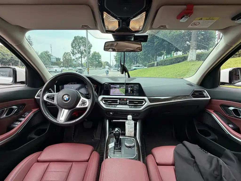 BMW 3 Series — миниатюра 13
