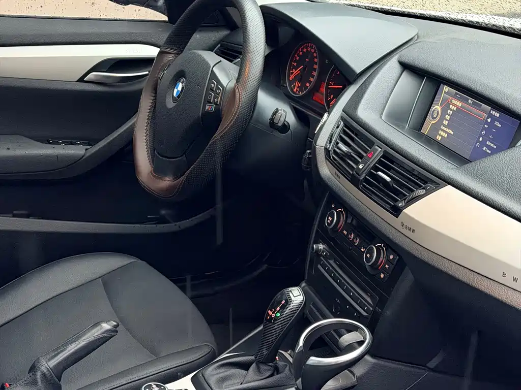 BMW X1 (Import) — миниатюра 16