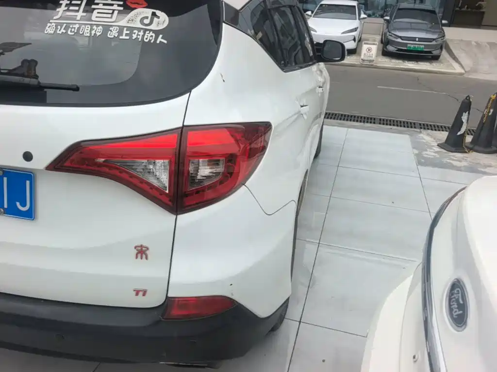 BYD Song — миниатюра 8