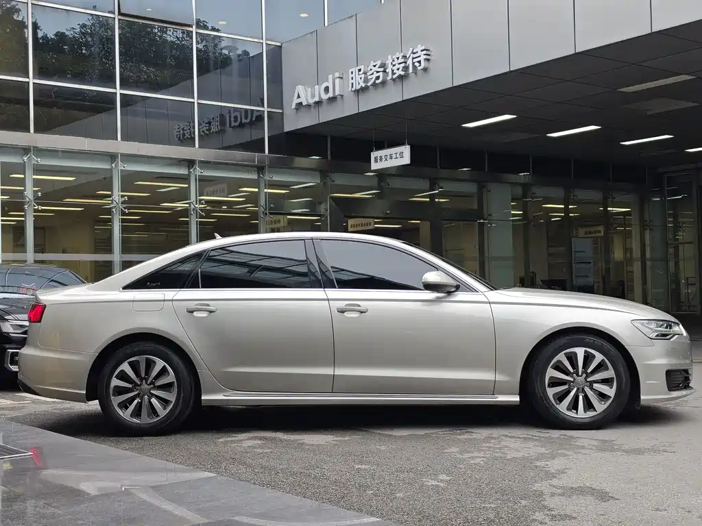 Audi A6L — миниатюра 4