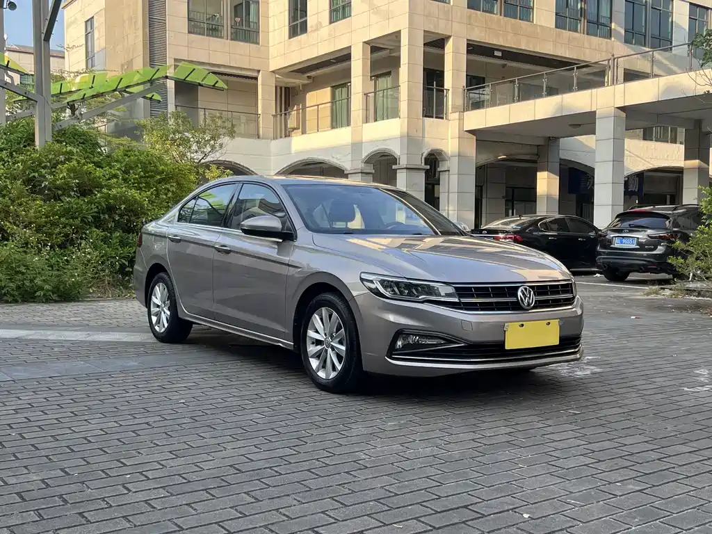 Volkswagen Bora — миниатюра 3