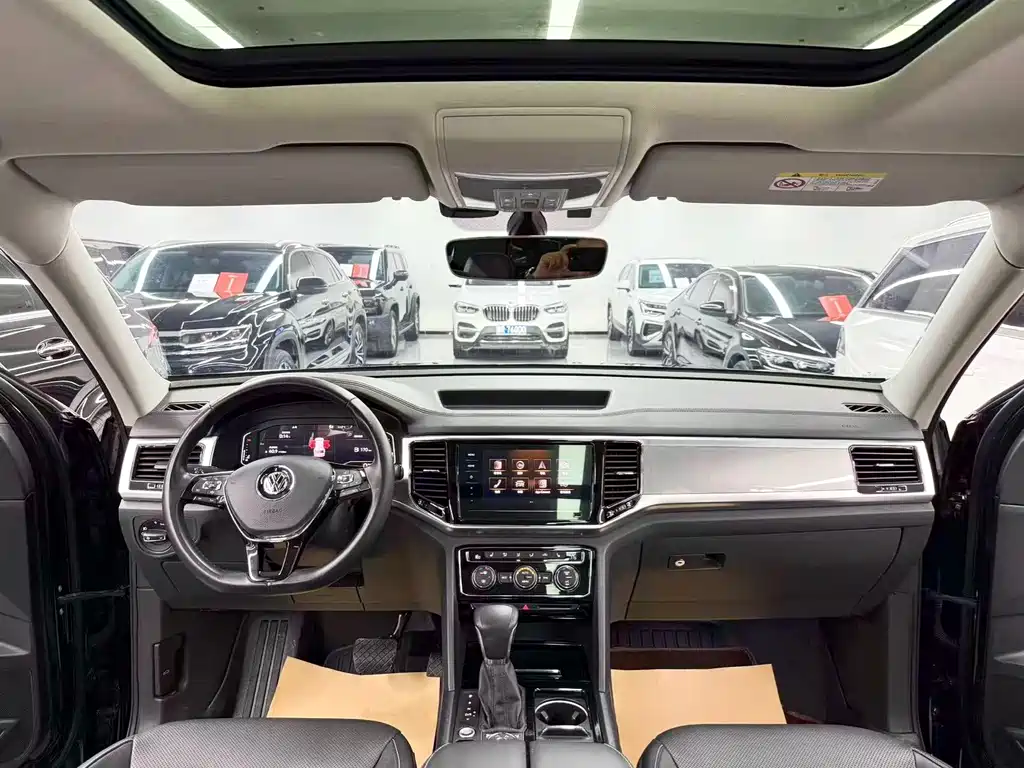 Volkswagen Teramont — миниатюра 9
