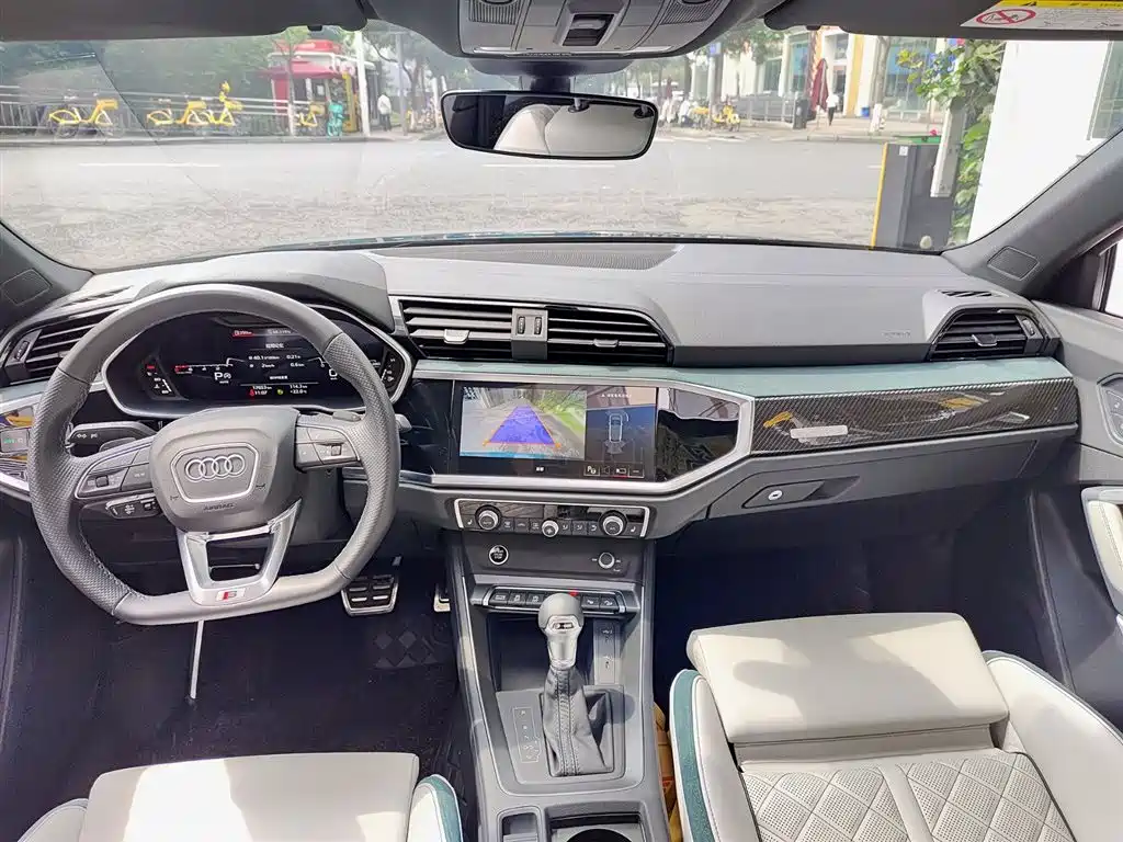 Audi Q3 Sportback 2024 45 TFSI quattro
