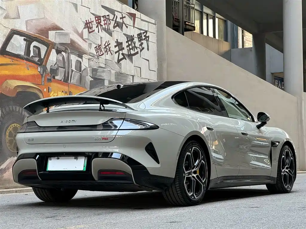 XIAOMI CAR XIAOMI SU7