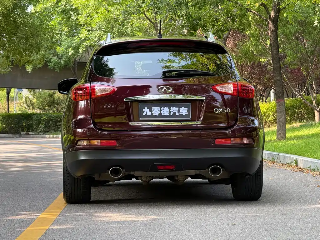 Infiniti QX50 (Import) — миниатюра 11