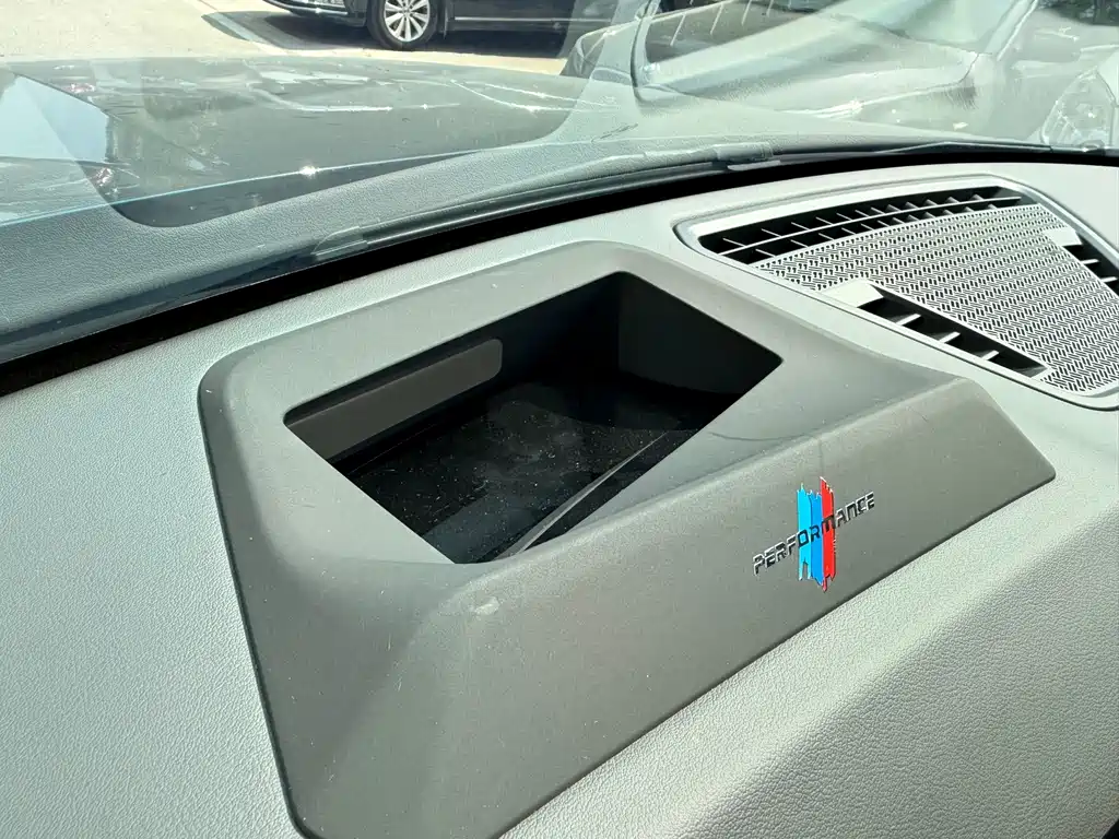 BMW X1 — миниатюра 6