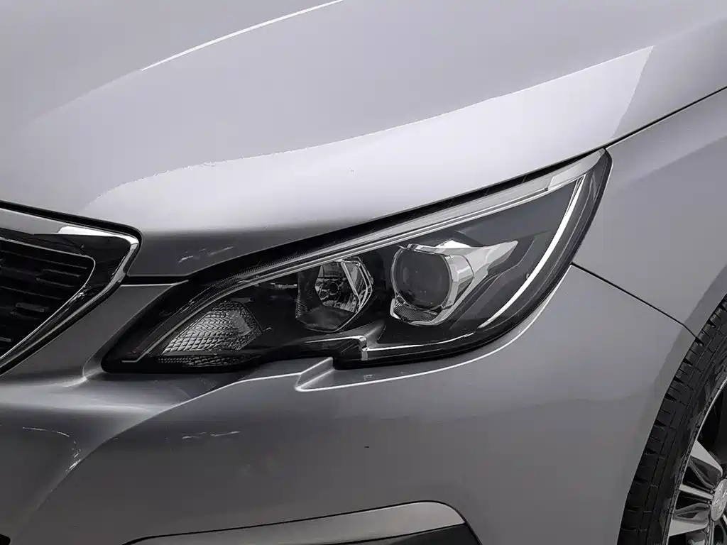 Peugeot 308 — миниатюра 7