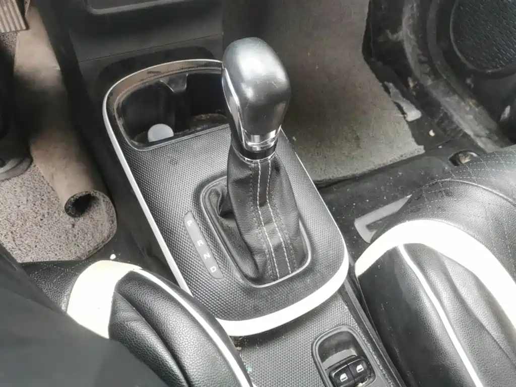 Roewe Clever — миниатюра 14