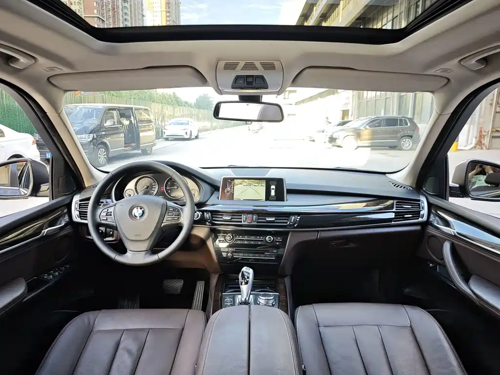 BMW X5 (Import) — миниатюра 5
