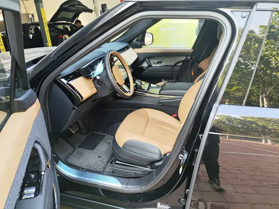 Land Rover Sport — миниатюра 5