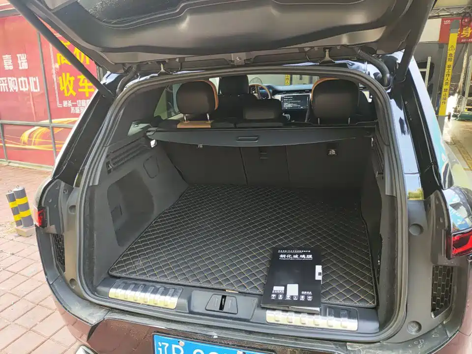 Land Rover Sport — миниатюра 9