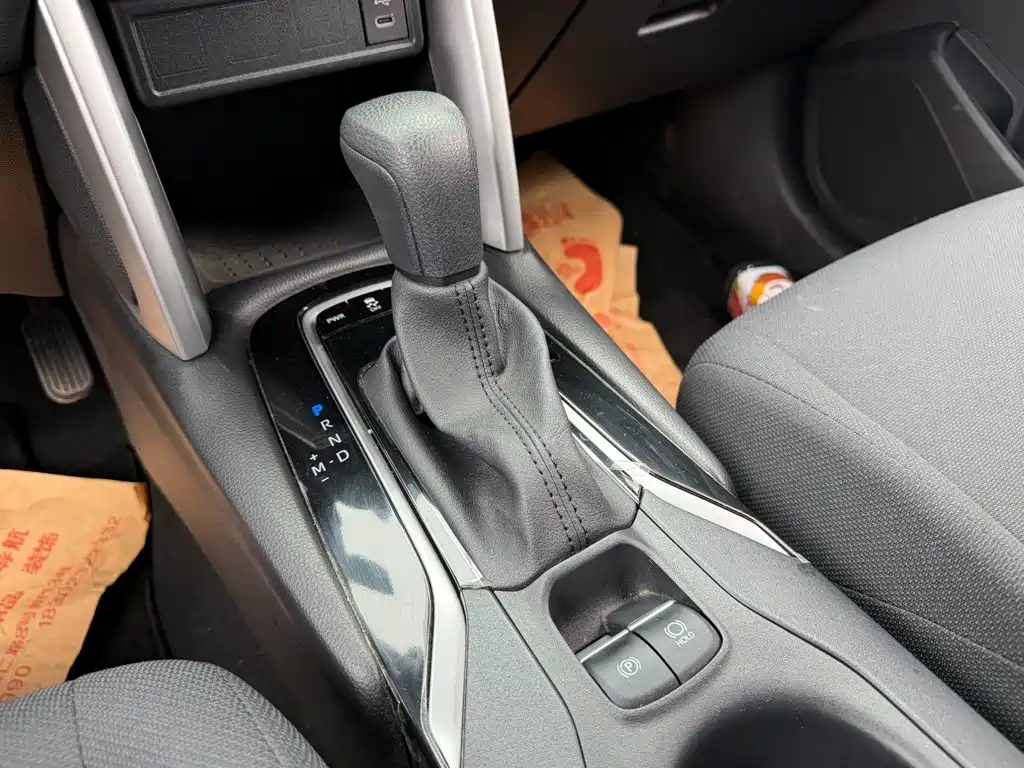 Toyota Frontlander — миниатюра 9