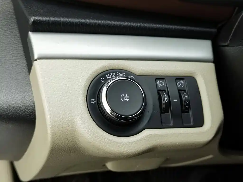 Buick GL8 — миниатюра 21