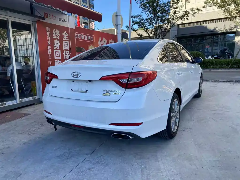 Hyundai Sonata — миниатюра 3