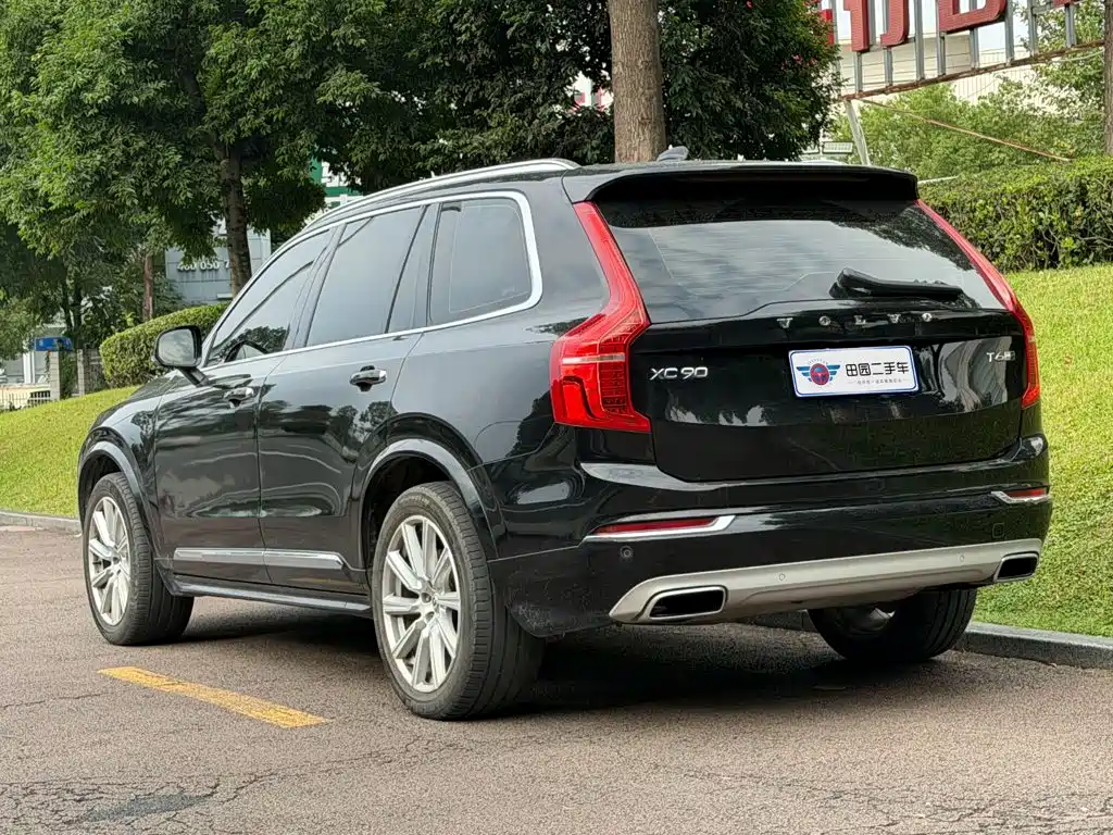 Volvo XC90 — миниатюра 4