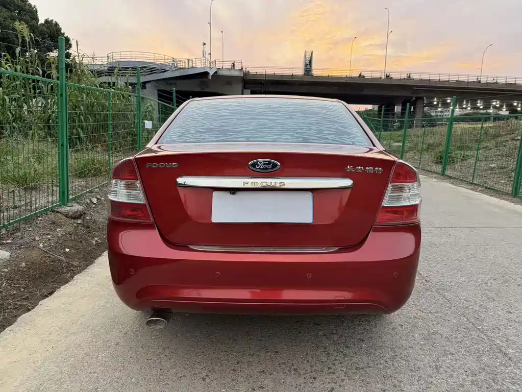 Ford Focus — миниатюра 13