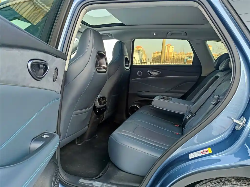 BYD SEA LION 07 DM I