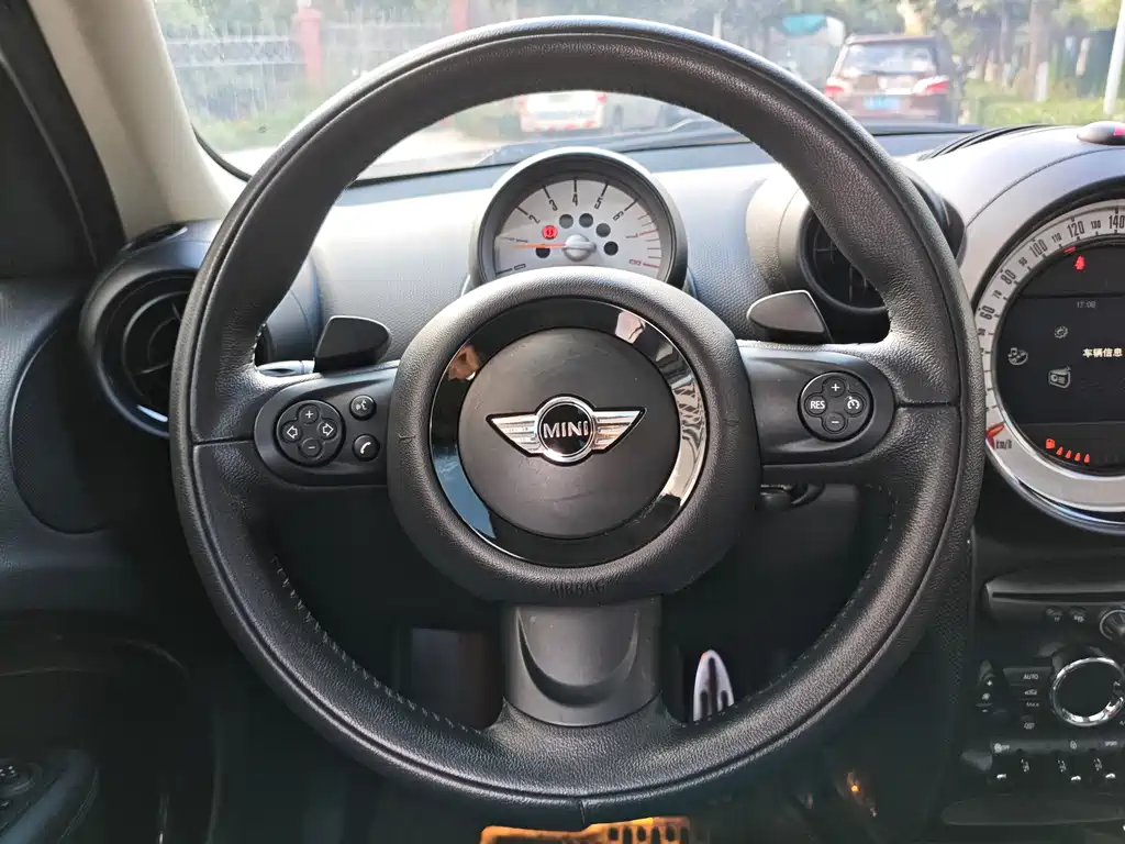 MINI Mini Countryman — миниатюра 11