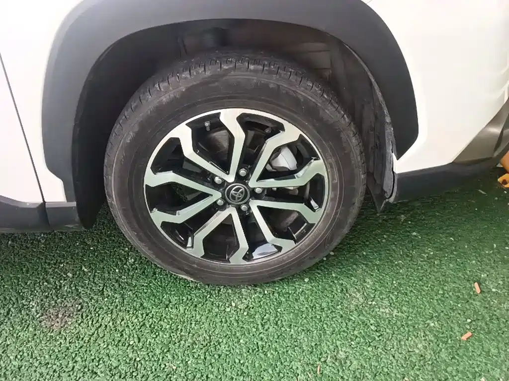 Toyota Frontlander — миниатюра 24