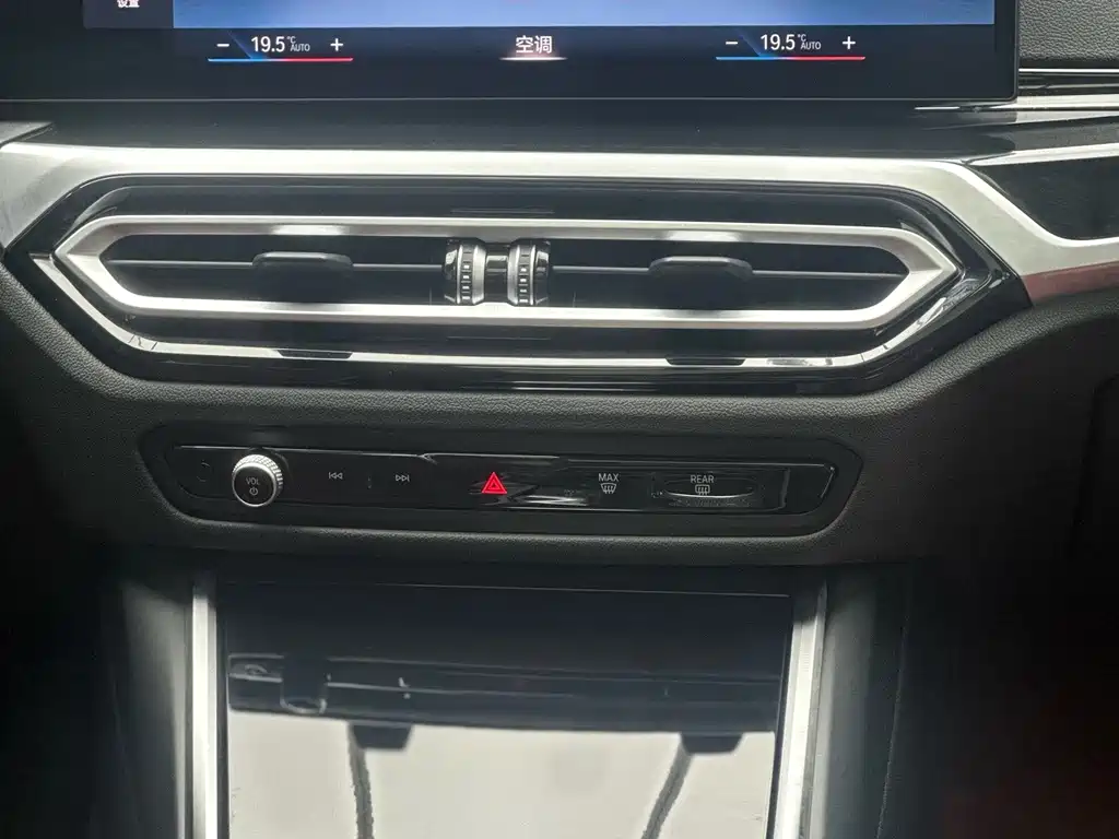 BMW 3 Series — миниатюра 10