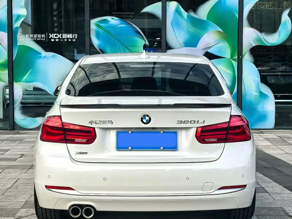 BMW 3 Series — миниатюра 4