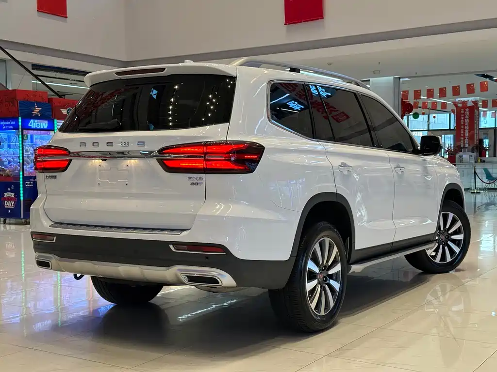 Roewe RX8 — миниатюра 5