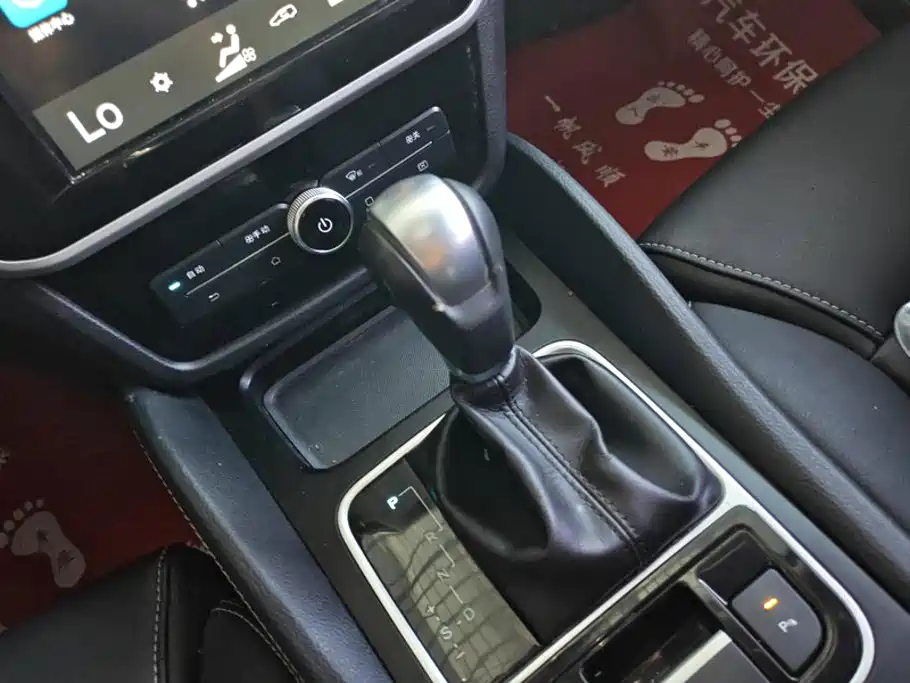 BYD MAX — миниатюра 16