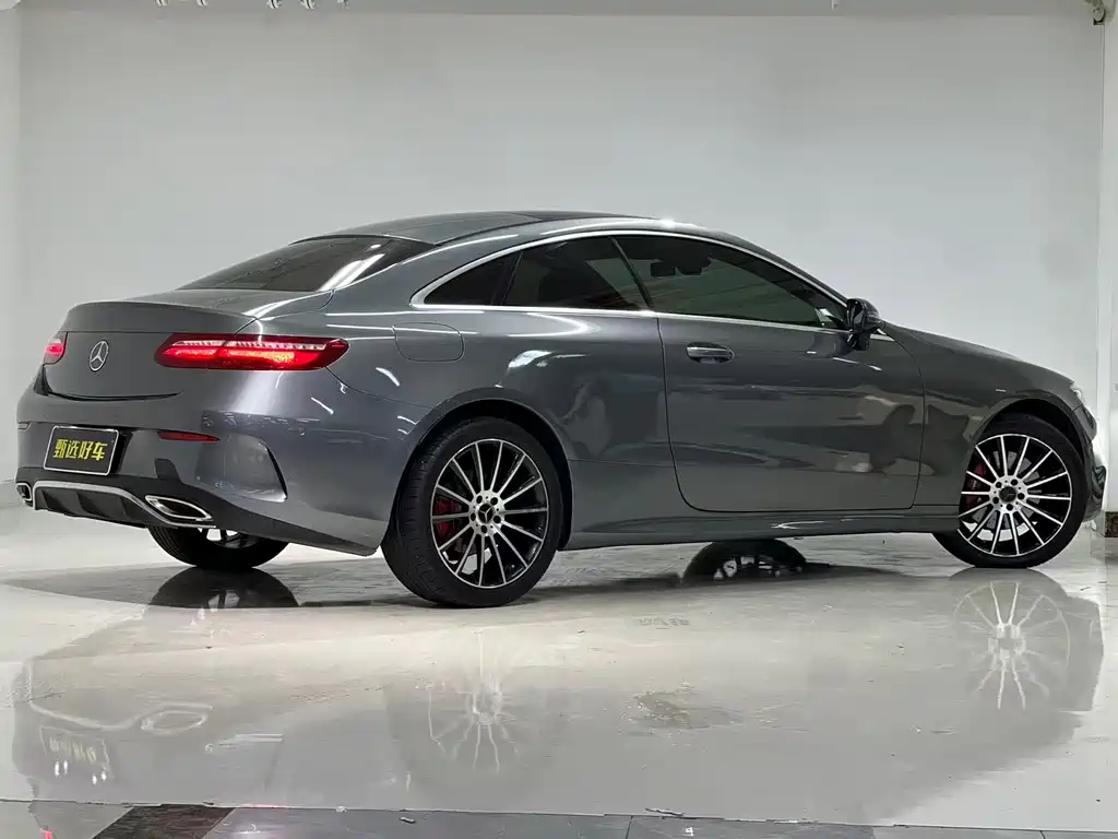 Mercedes-Benz E-Class (Import) — миниатюра 8