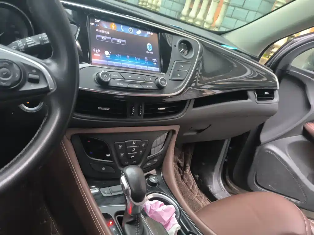 Buick Envision Plus — миниатюра 9